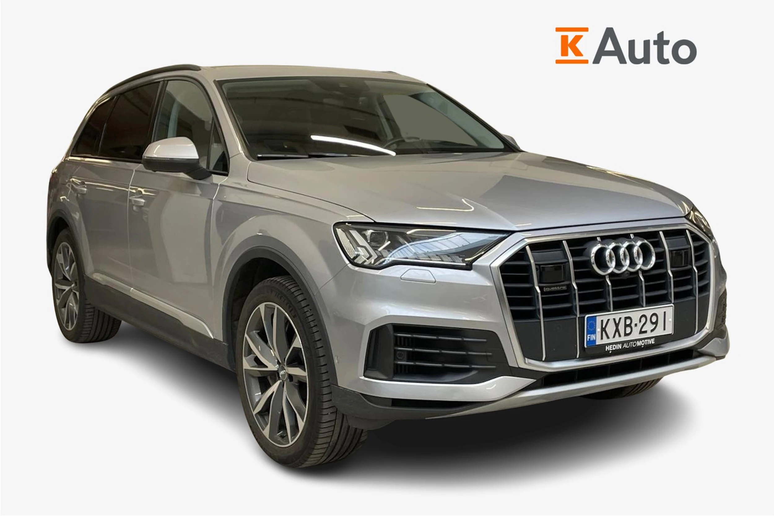 harmaa Audi Q7 2021 kuva 1.