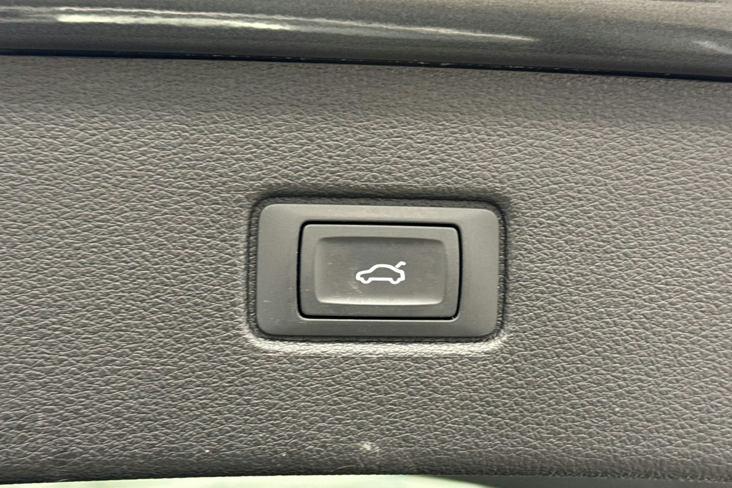 met. Harmaa Audi Q7 2021 kuva 37.