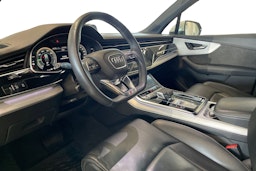 met. valkoinen Audi Q7 2021 kuva 6.