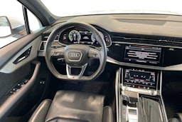 met. valkoinen Audi Q7 2021 kuva 7.