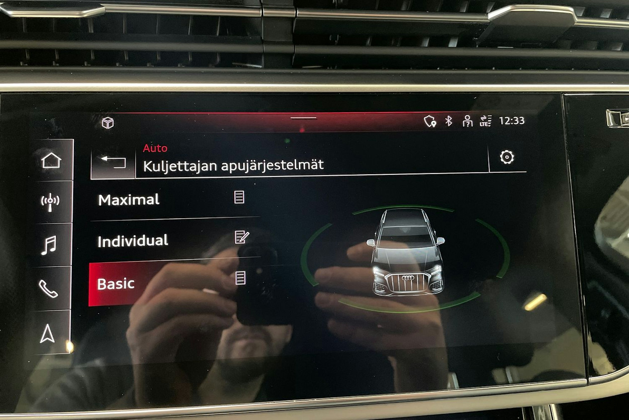met. valkoinen Audi Q7 2021 kuva 25.
