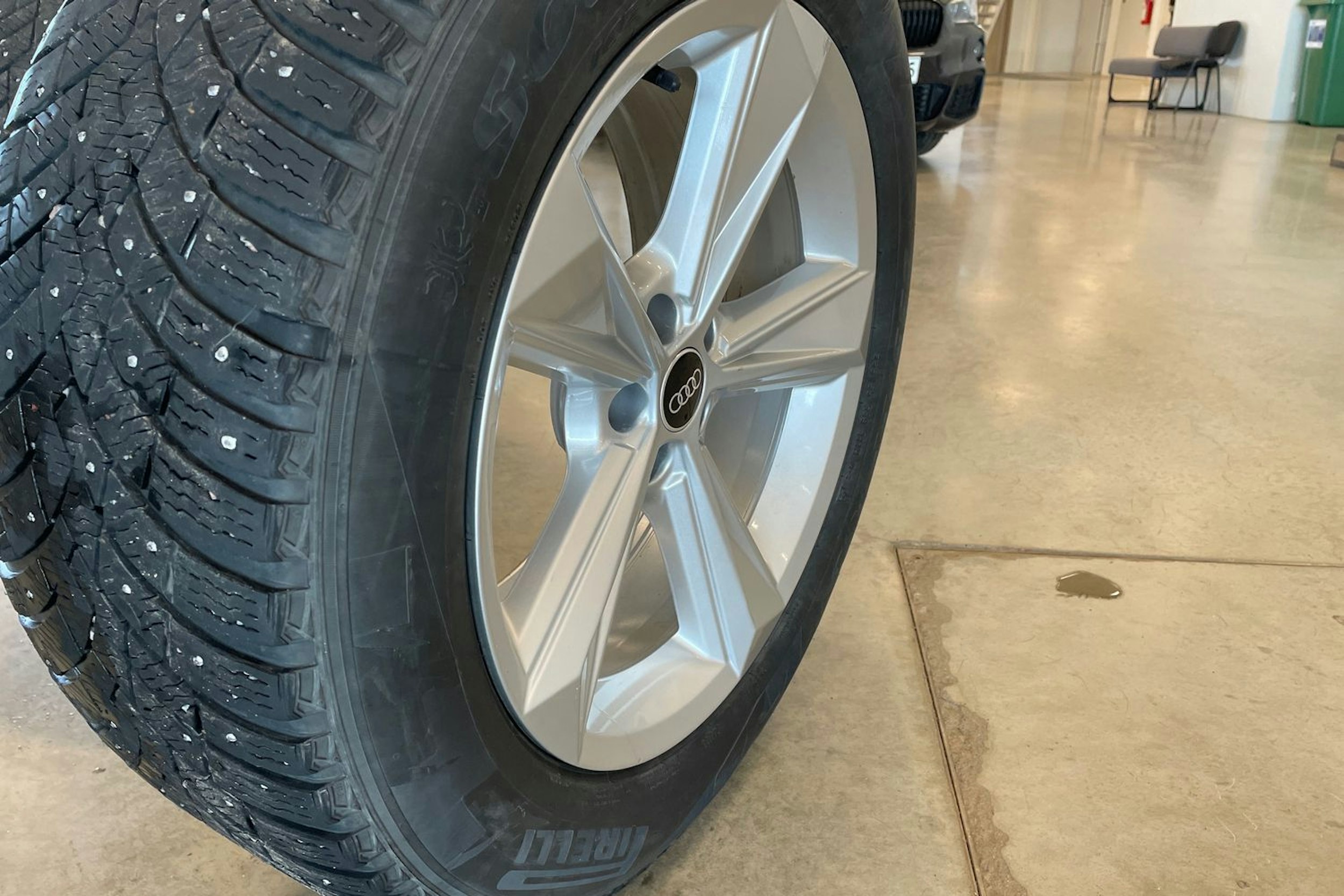 met. valkoinen Audi Q7 2021 kuva 39.