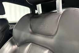 valkoinen Audi Q7 2021 kuva 37.