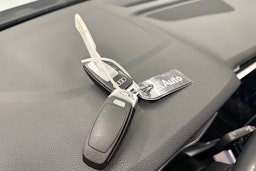 valkoinen Audi Q7 2021 kuva 39.