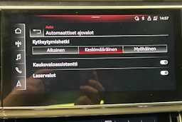 Musta Audi Q7 2021 kuva 29.