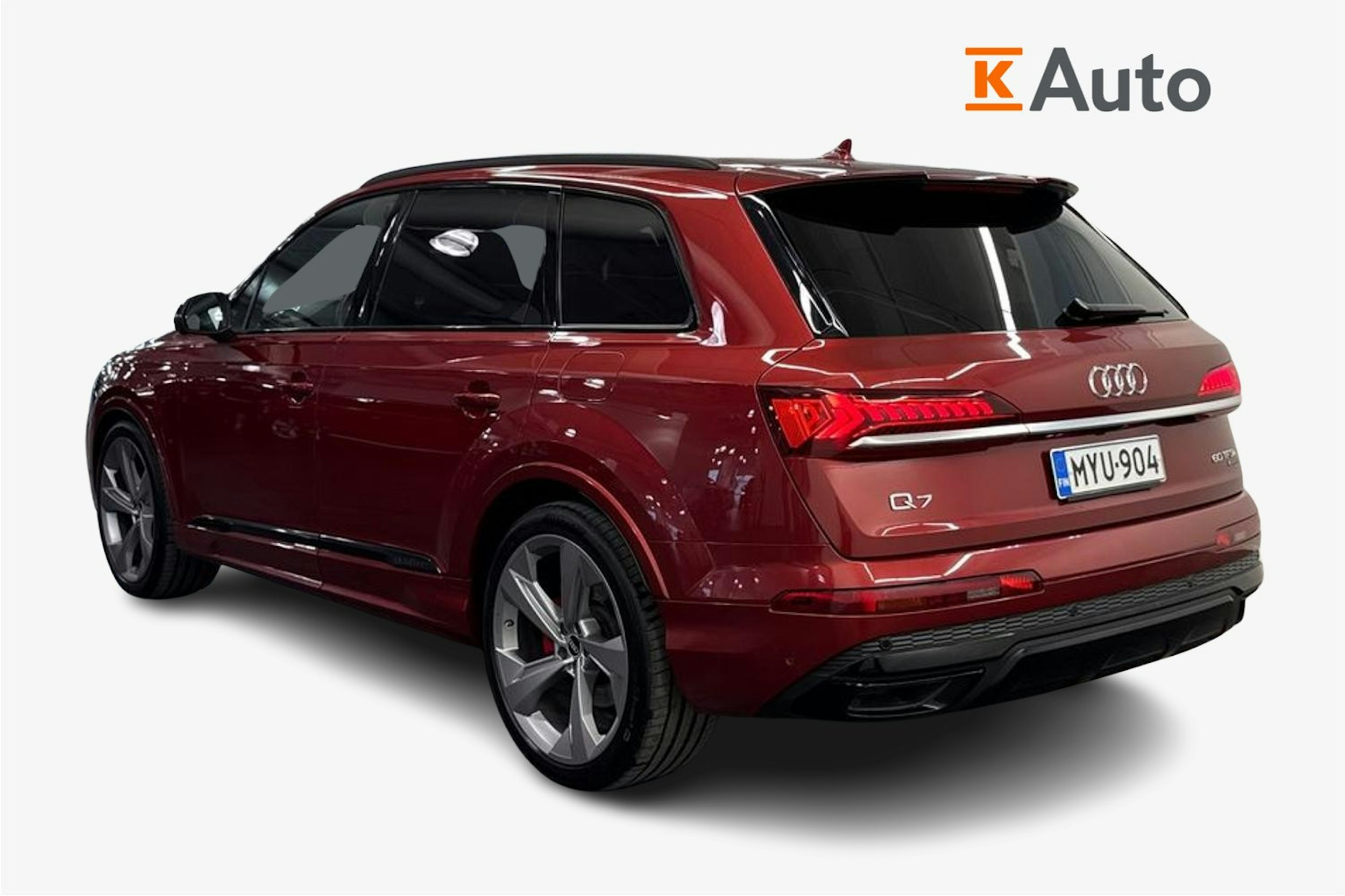 punainen Audi Q7 2021 kuva 2.