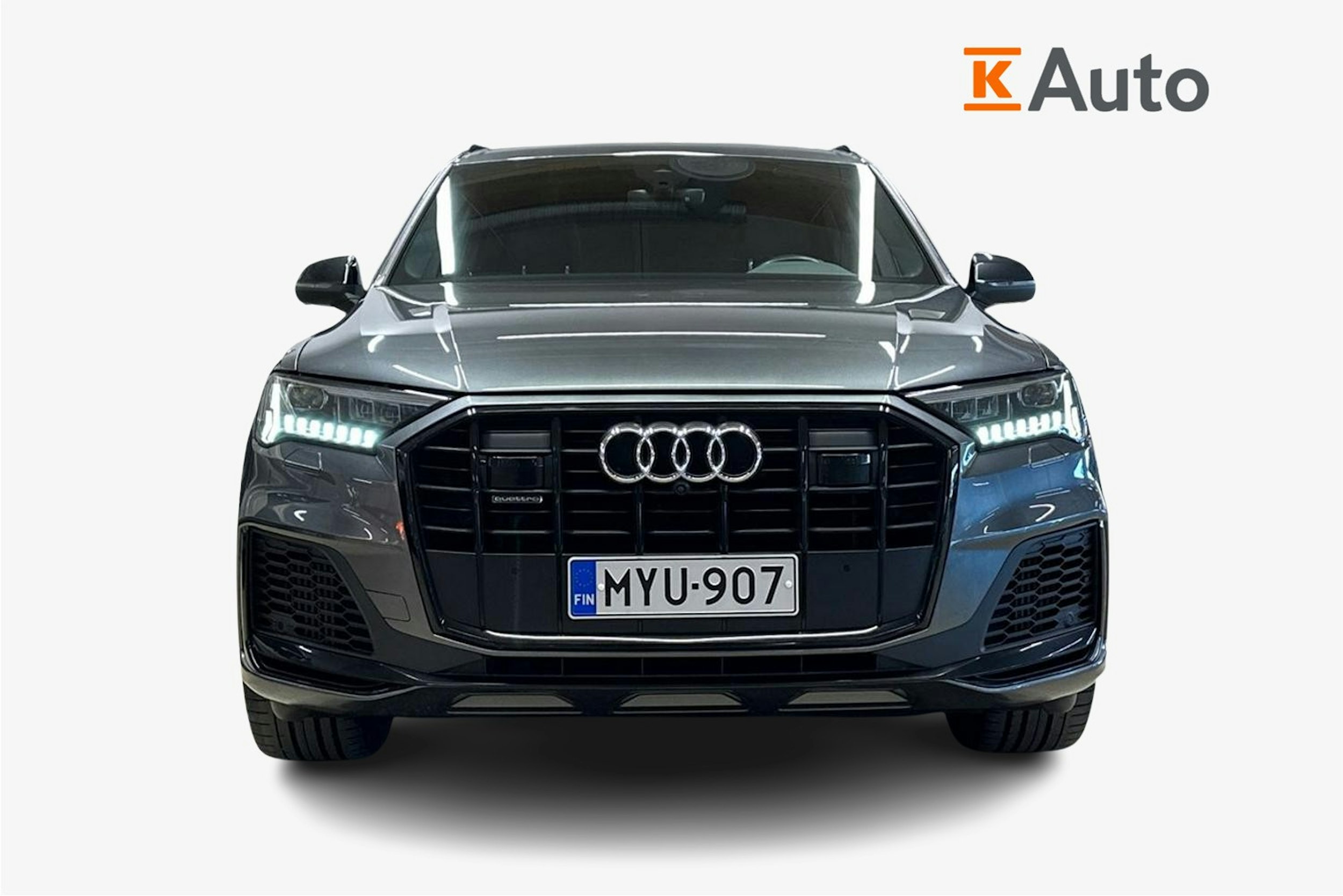 harmaa Audi Q7 2021 kuva 5.