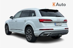 valkoinen Audi Q7 2021 kuva 2.