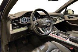 met. sininen Audi Q7 2021 kuva 7.