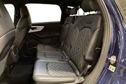 met. sininen Audi Q7 2021 kuva 10.