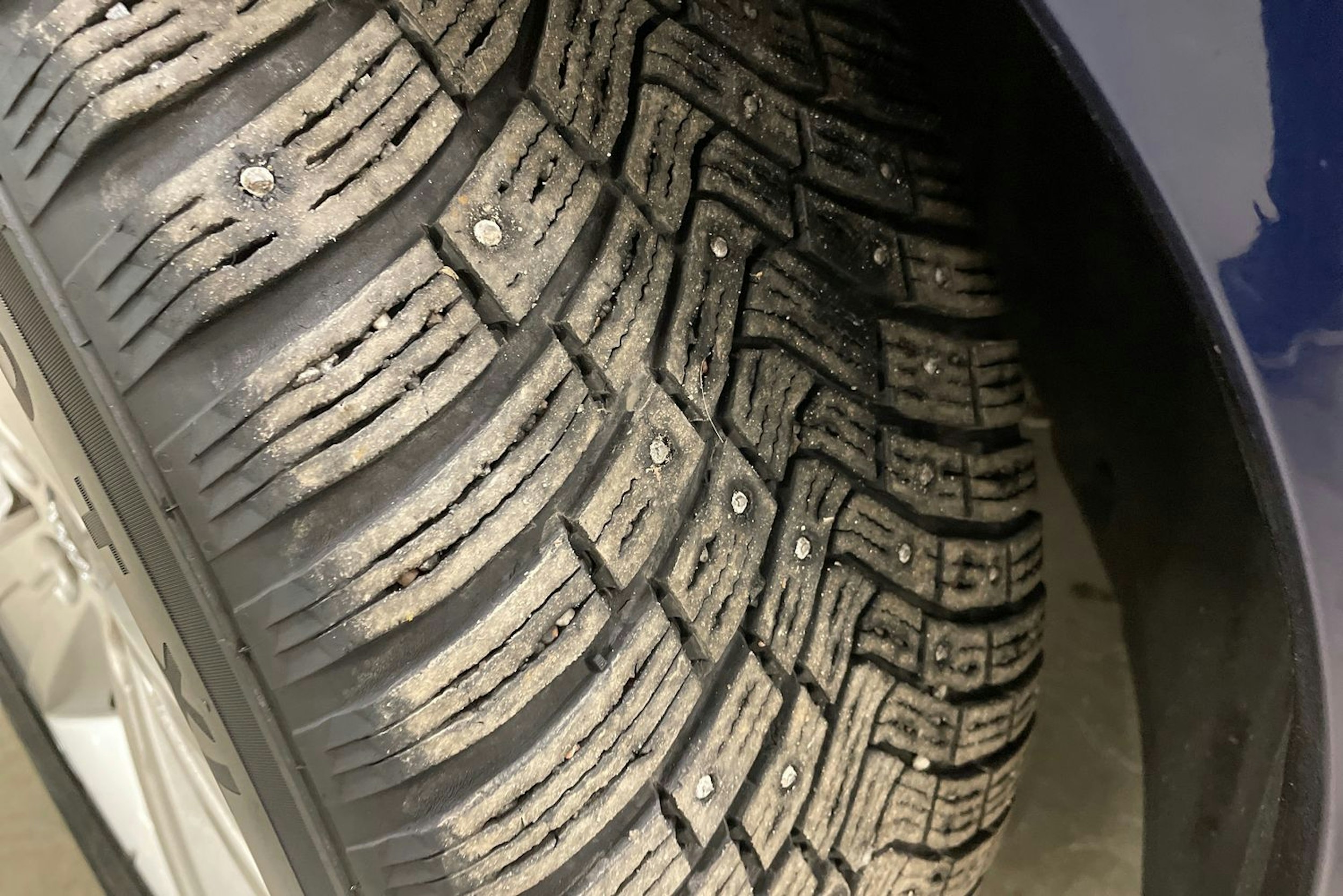 met. sininen Audi Q7 2021 kuva 13.