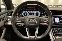 met. sininen Audi Q7 2021 kuva 19.