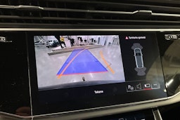 met. sininen Audi Q7 2021 kuva 25.