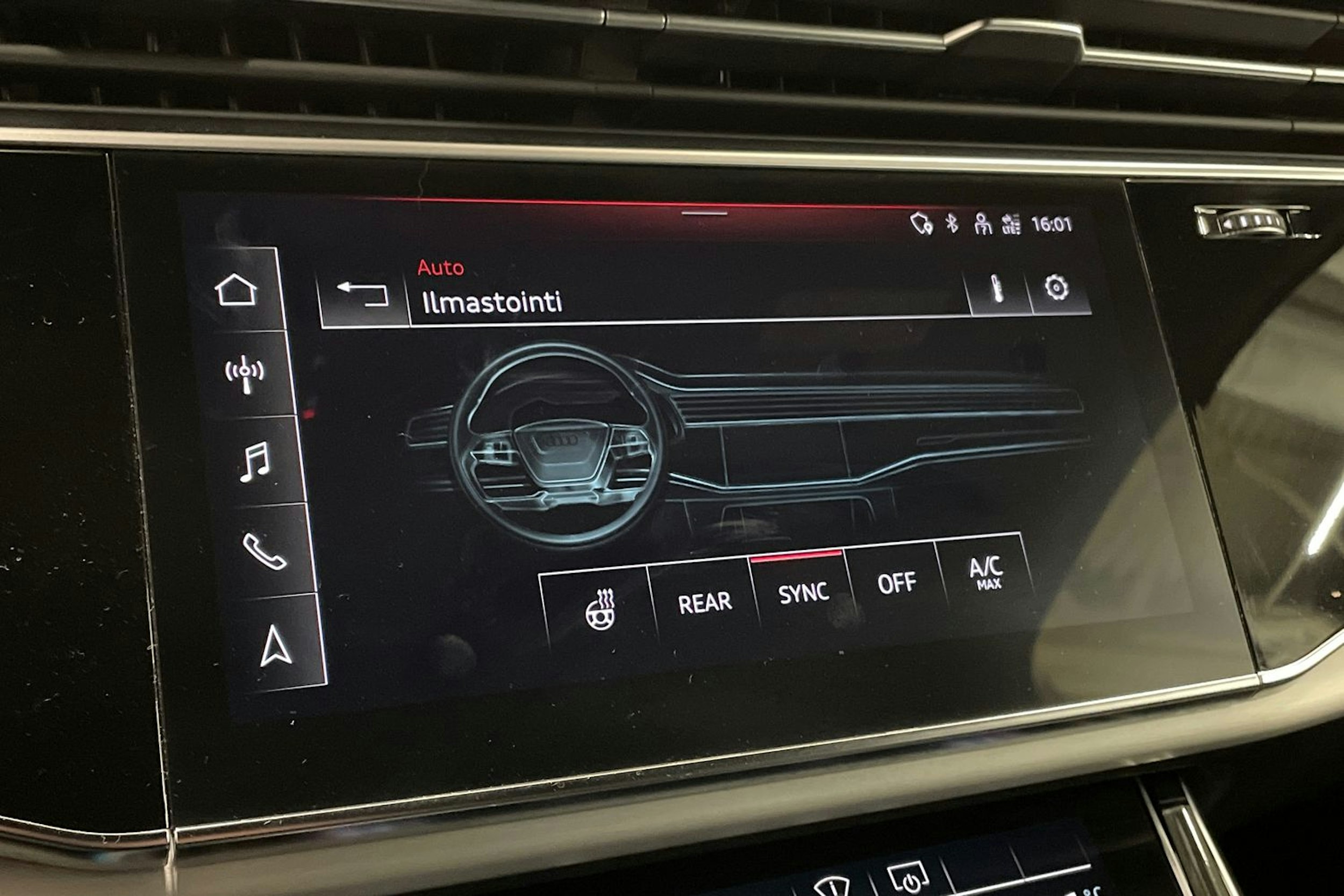 met. sininen Audi Q7 2021 kuva 34.