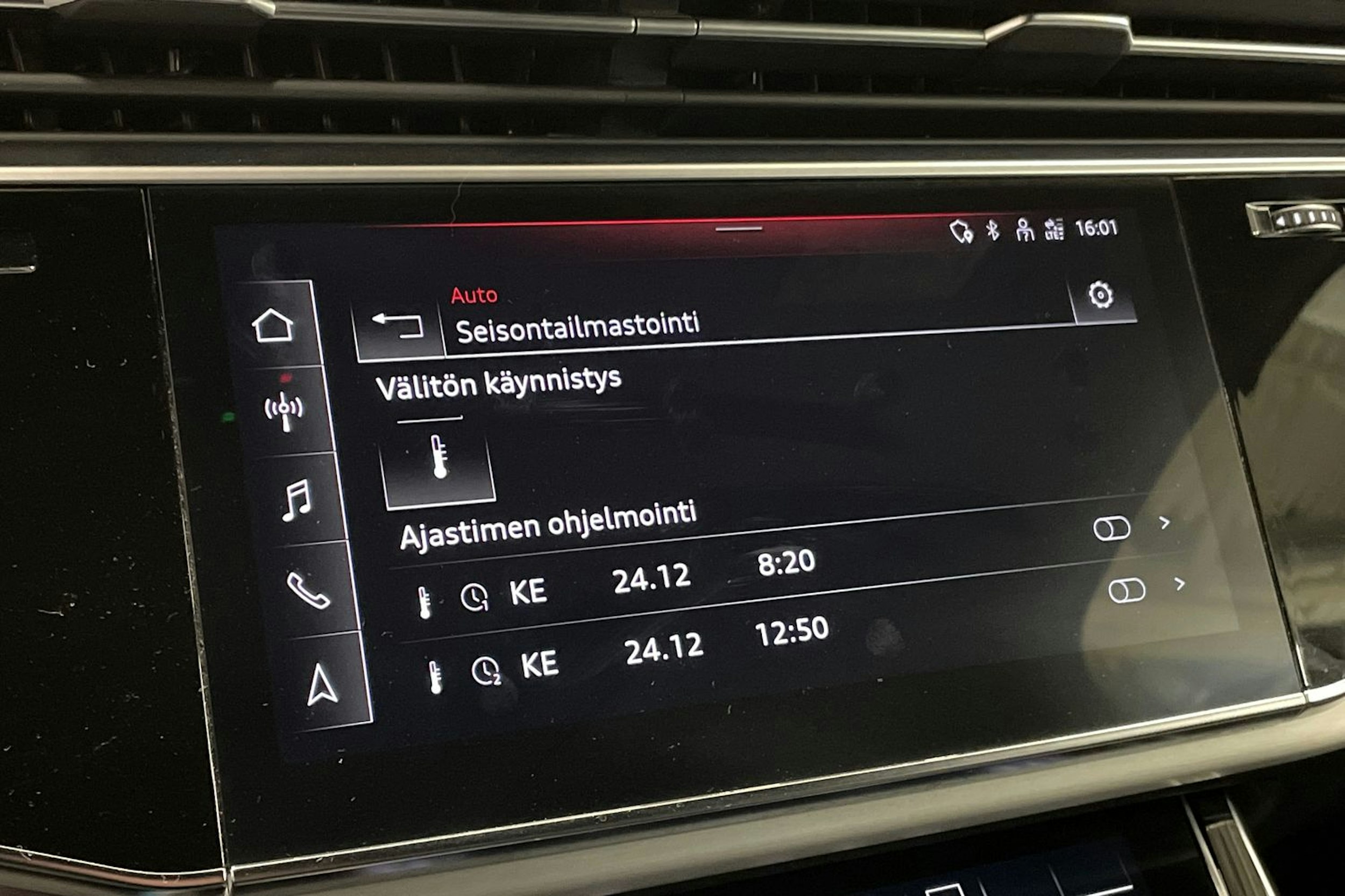 met. sininen Audi Q7 2021 kuva 35.