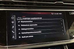 met. sininen Audi Q7 2021 kuva 36.