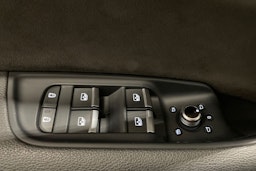 met. sininen Audi Q7 2021 kuva 41.