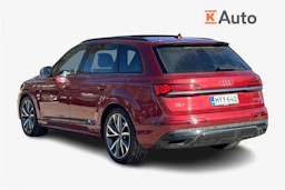 punainen Audi Q7 2021 kuva 2.