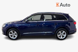 sininen Audi Q7 2021 kuva 7.