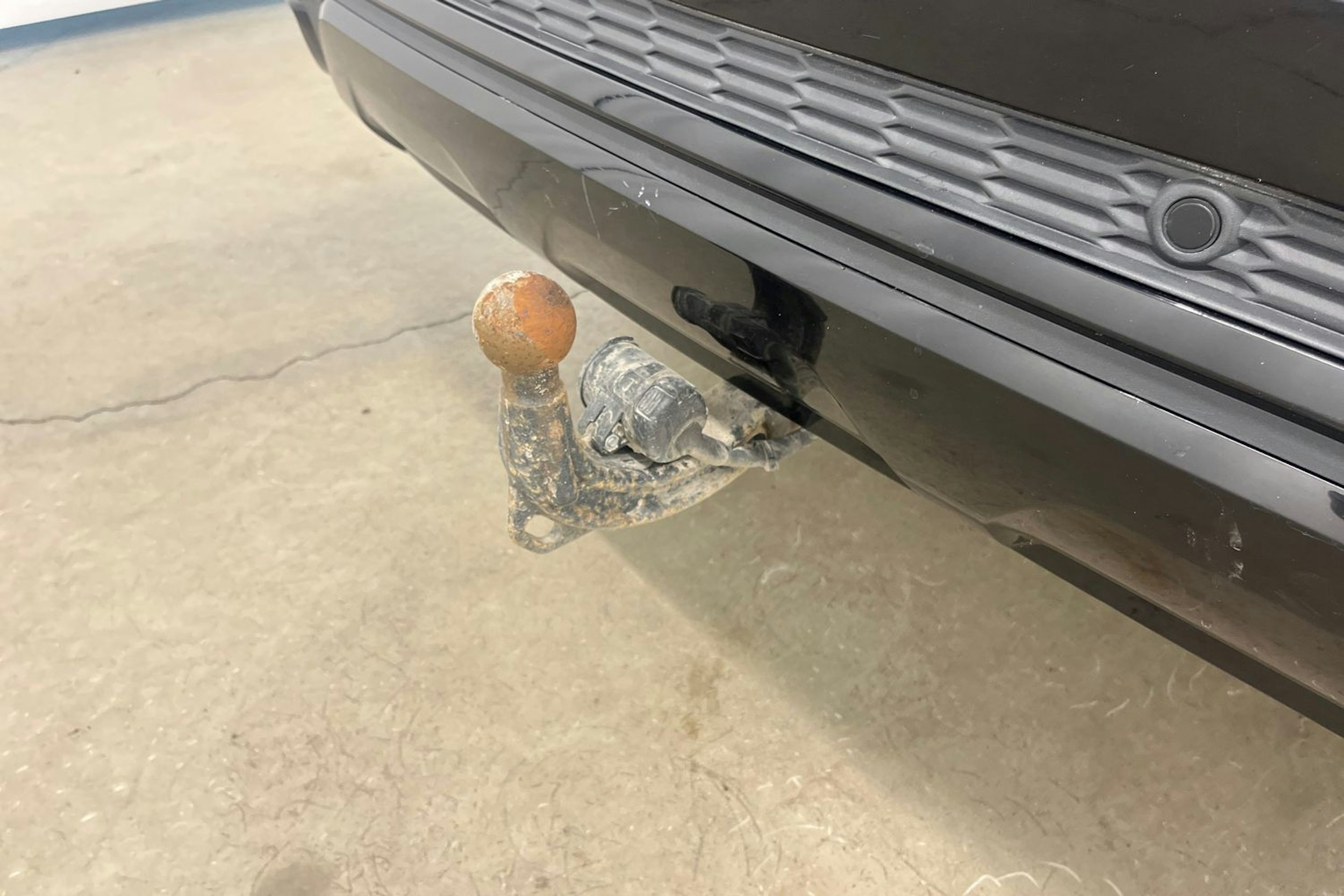 met. musta Audi Q7 2021 kuva 24.