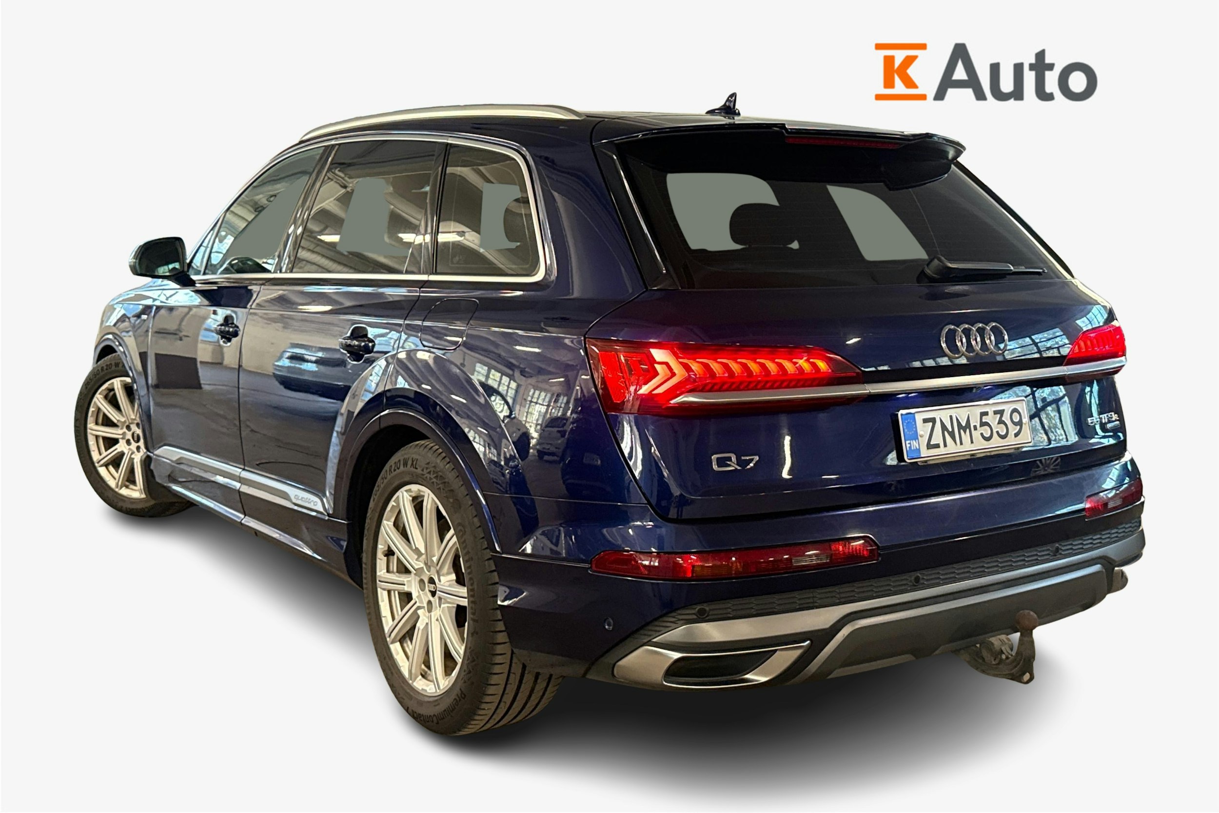 sininen Audi Q7 2021 kuva 2.