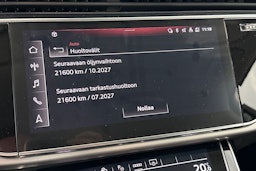 musta Audi Q7 2021 kuva 26.