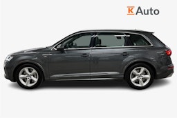 harmaa Audi Q7 2023 kuva 6.