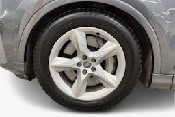 harmaa Audi Q7 2023 kuva 11.