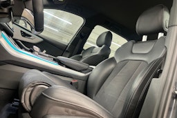 harmaa Audi Q7 2023 kuva 15.