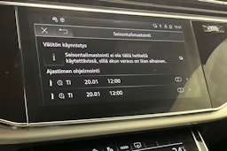 harmaa Audi Q7 2023 kuva 26.