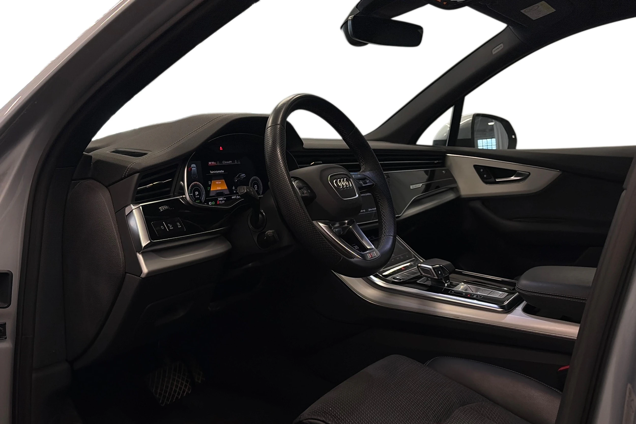 harmaa Audi Q7 2023 kuva 3.