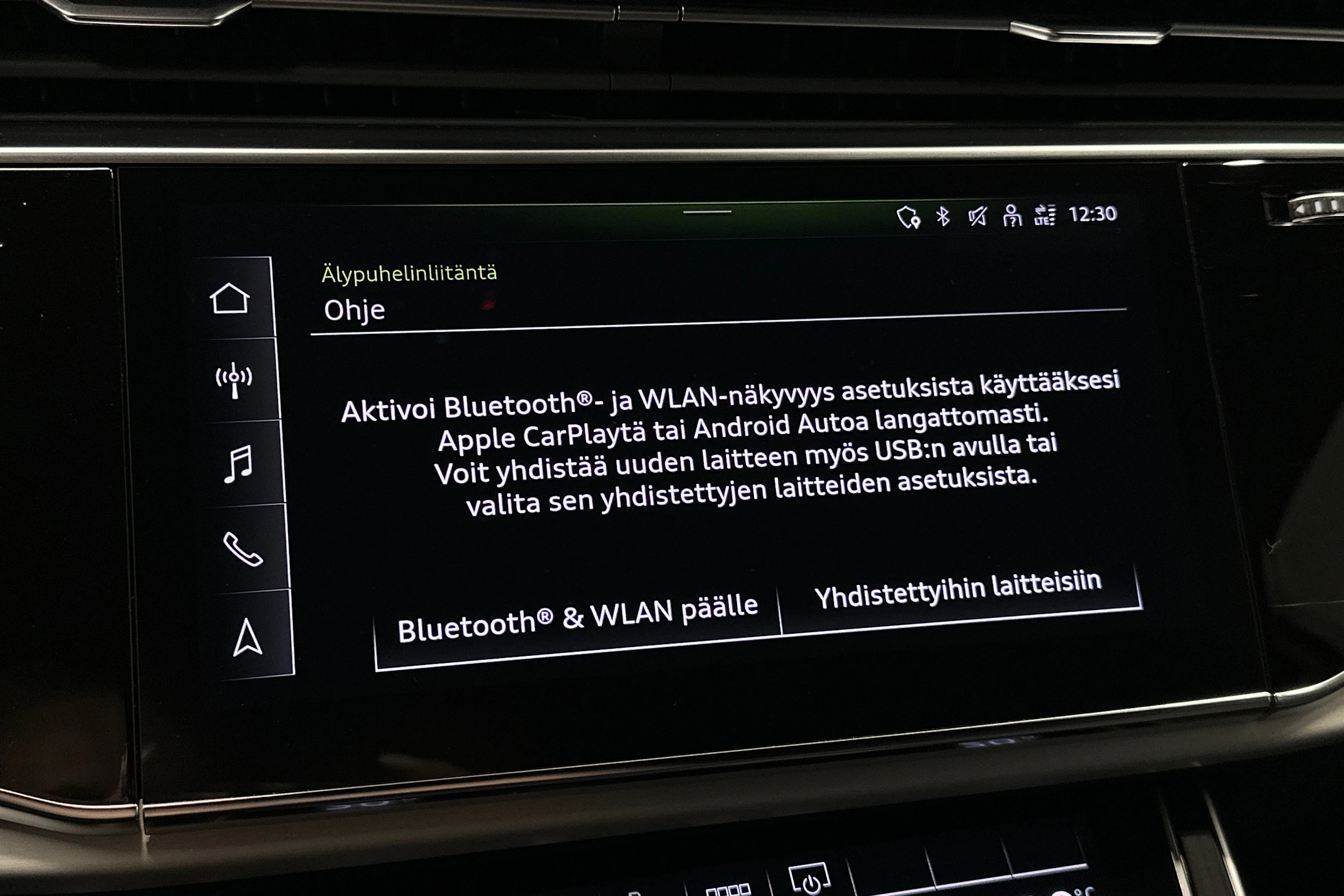 harmaa Audi Q7 2023 kuva 23.