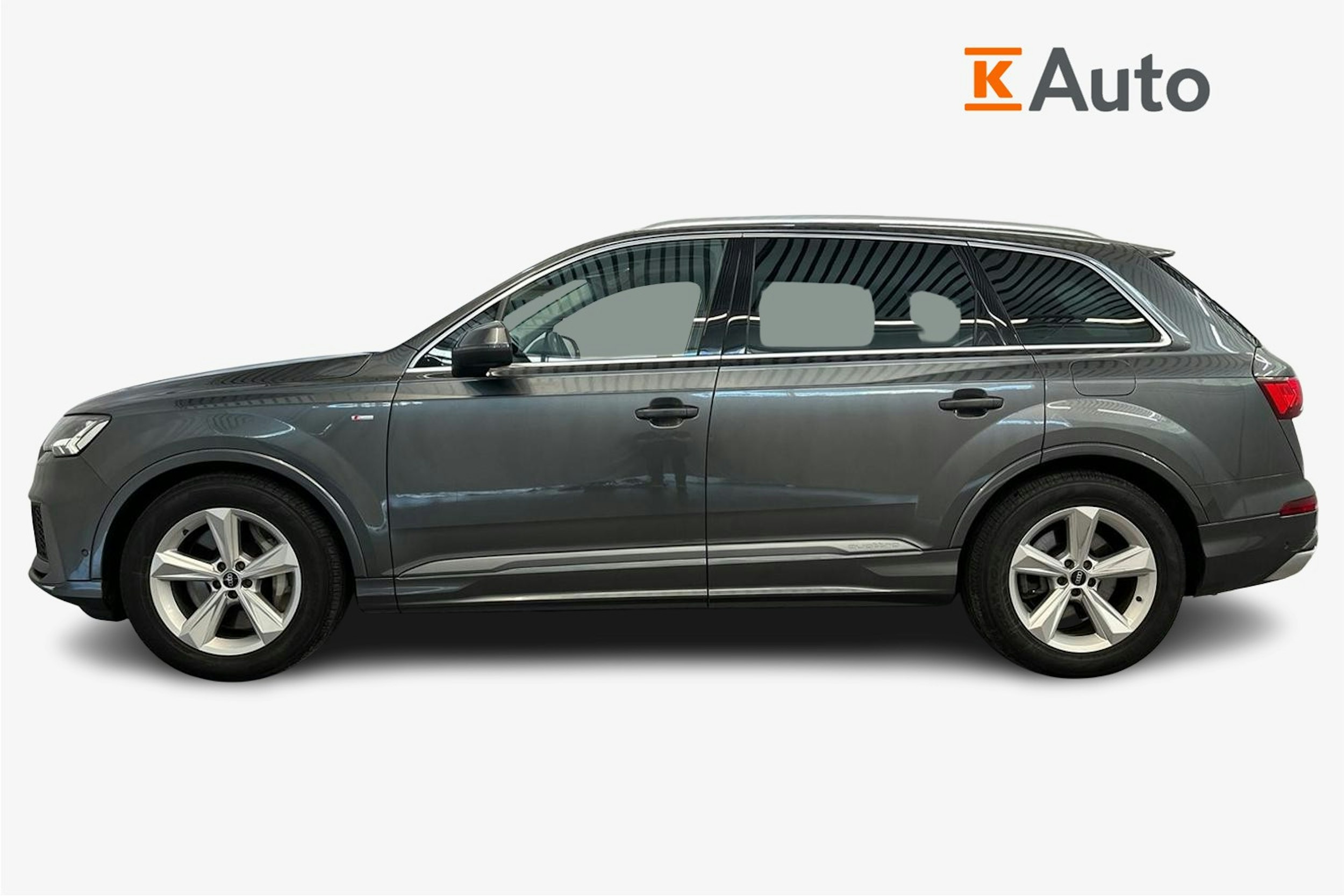 harmaa Audi Q7 2023 kuva 6.