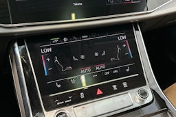 harmaa Audi Q7 2023 kuva 31.