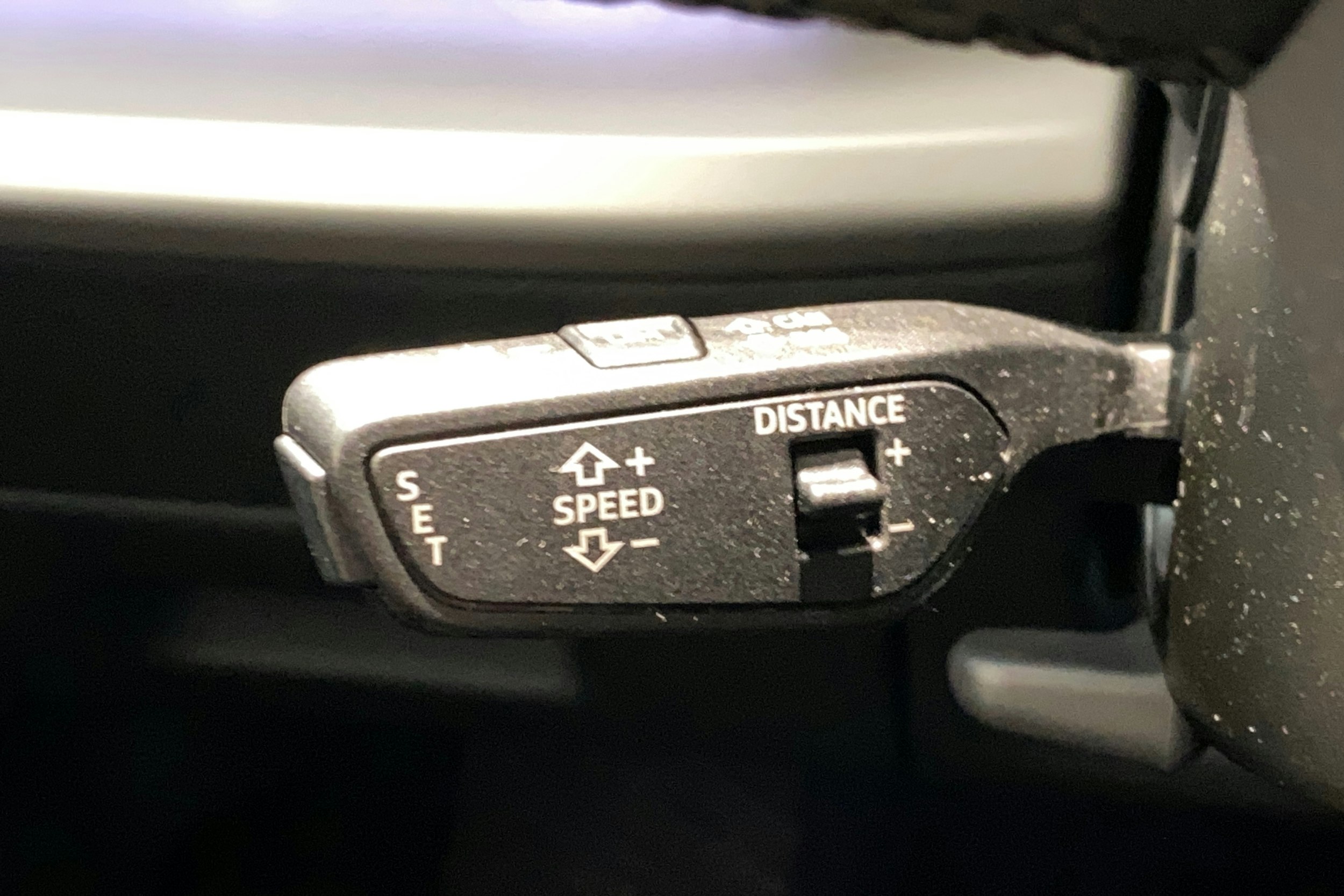 musta Audi Q7 2023 kuva 19.