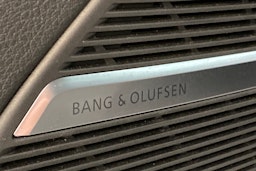 musta Audi Q7 2023 kuva 23.