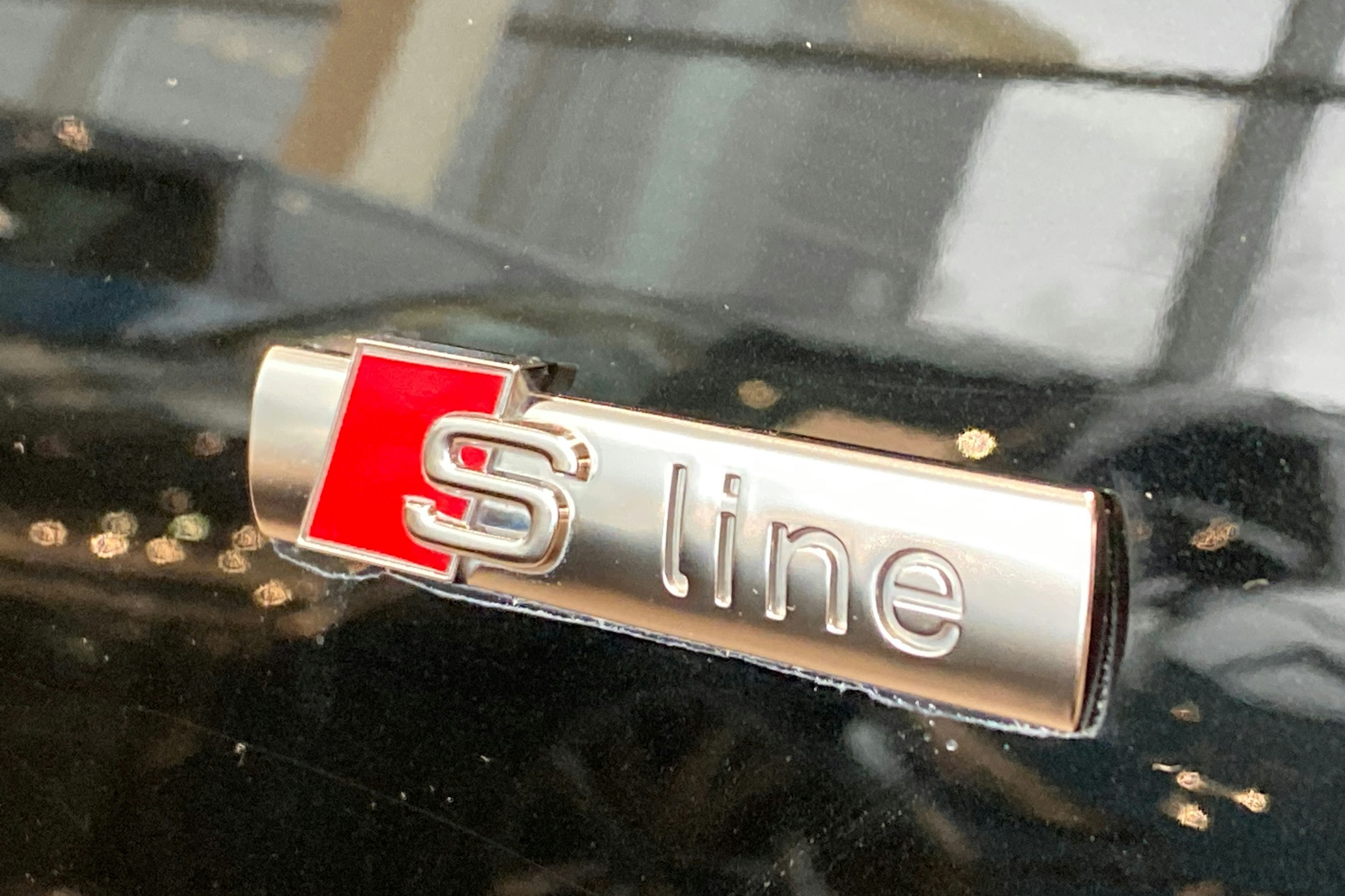 musta Audi Q7 2023 kuva 24.