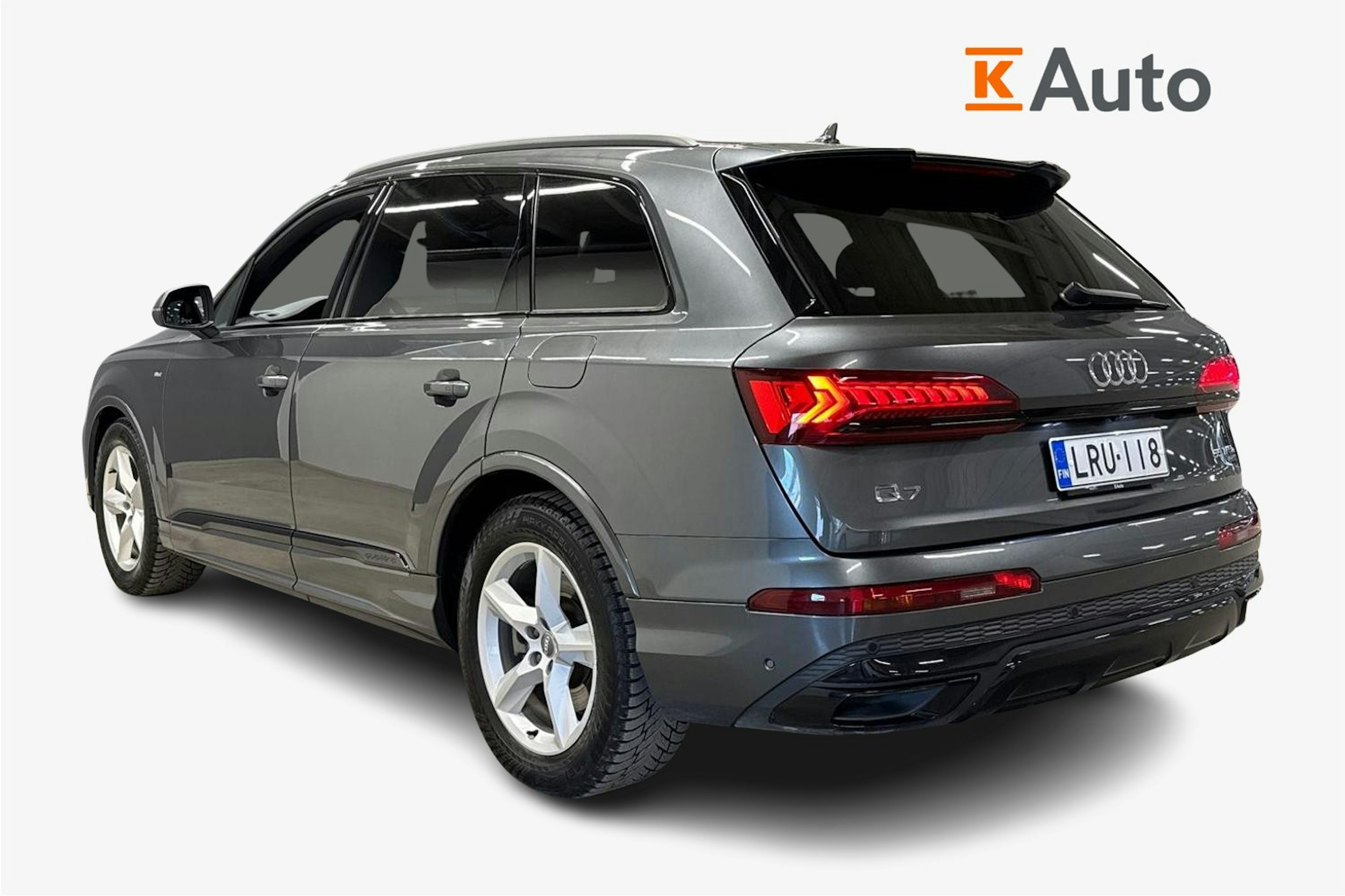 Harmaa Audi Q7 2023 kuva 2.