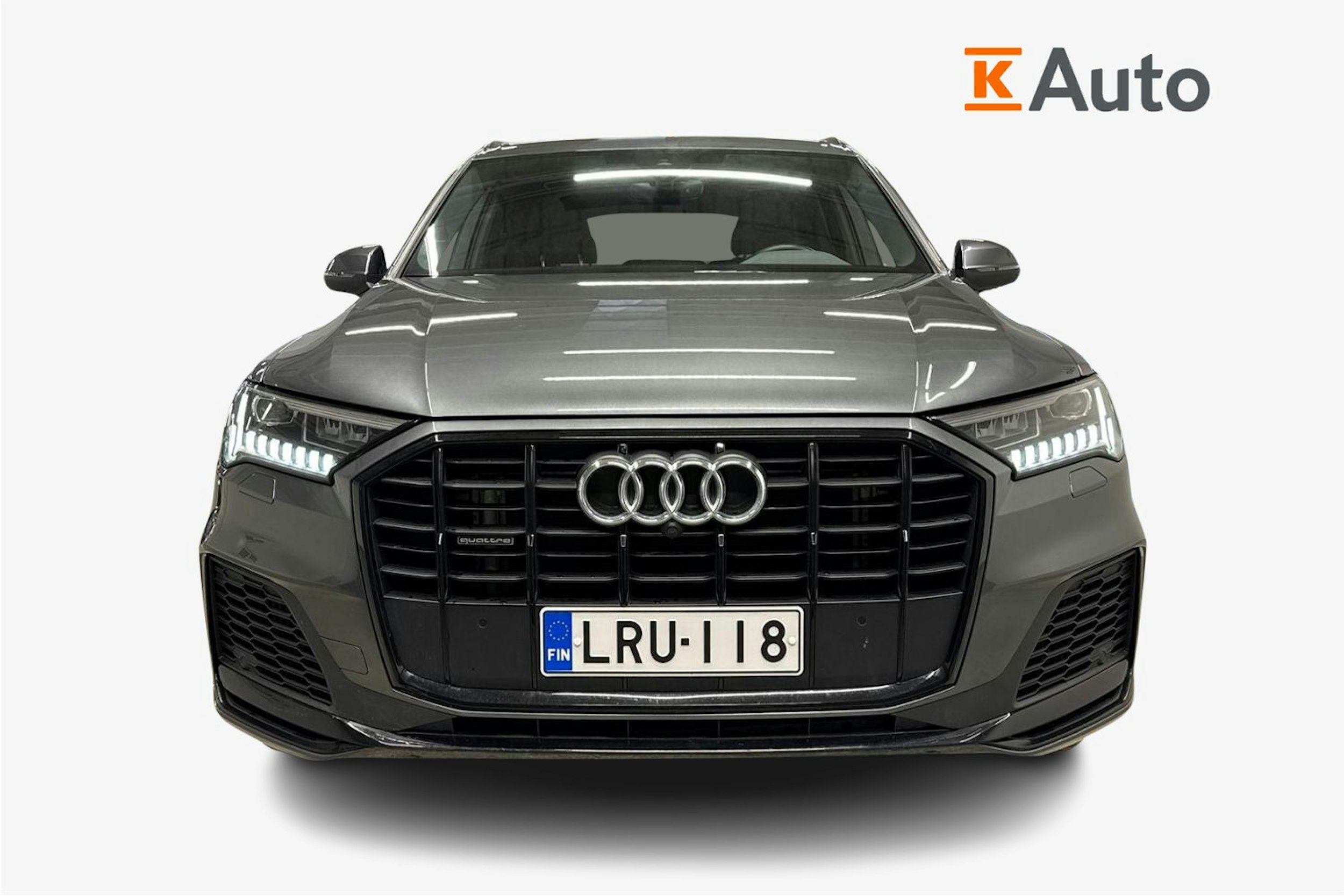 Harmaa Audi Q7 2023 kuva 5.