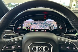 met. harmaa Audi Q7 2023 kuva 27.