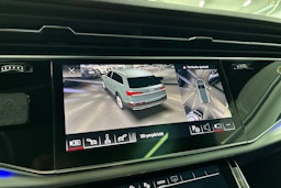 met. harmaa Audi Q7 2023 kuva 29.
