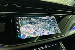 met. harmaa Audi Q7 2023 kuva 31.