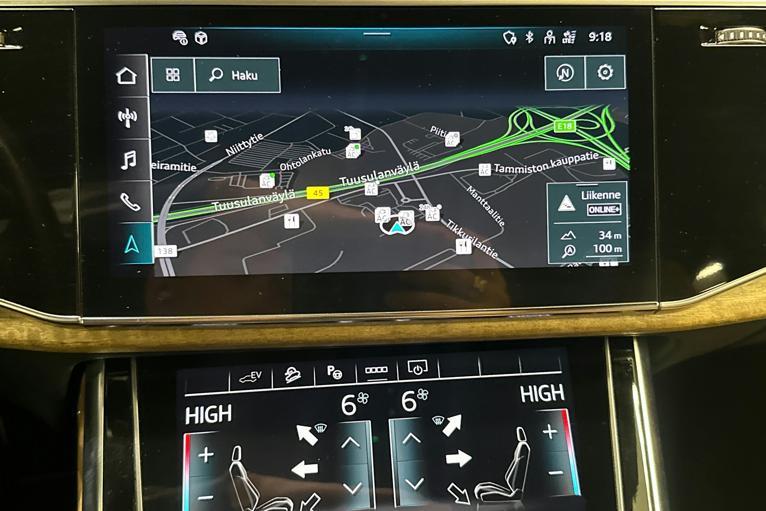 harmaa Audi Q7 2023 kuva 18.