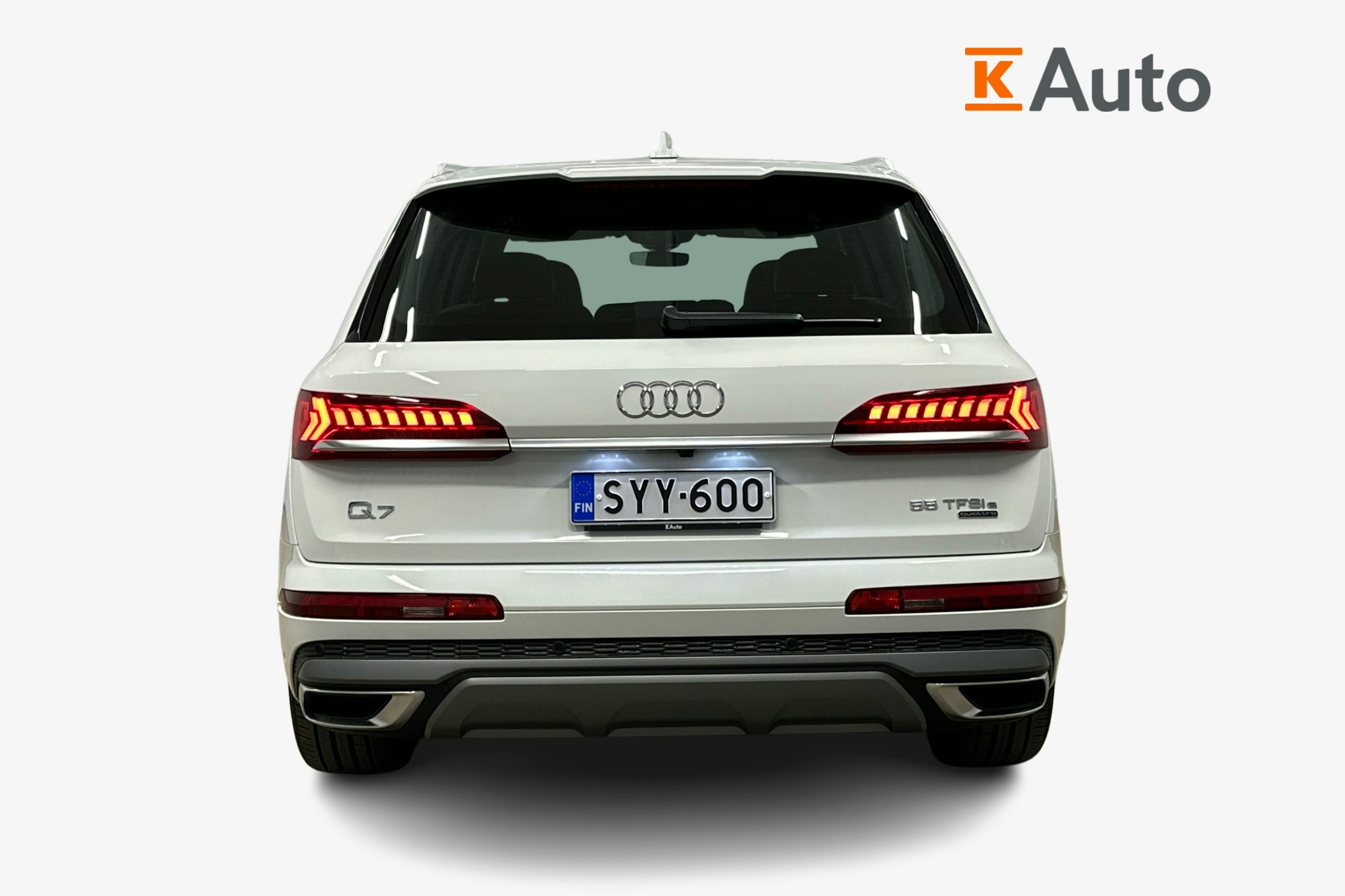 valkoinen Audi Q7 2023 kuva 3.