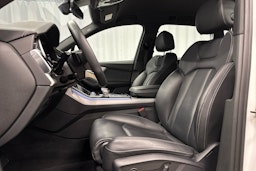 valkoinen Audi Q7 2023 kuva 22.