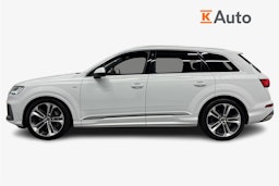 valkoinen Audi Q7 2023 kuva 6.