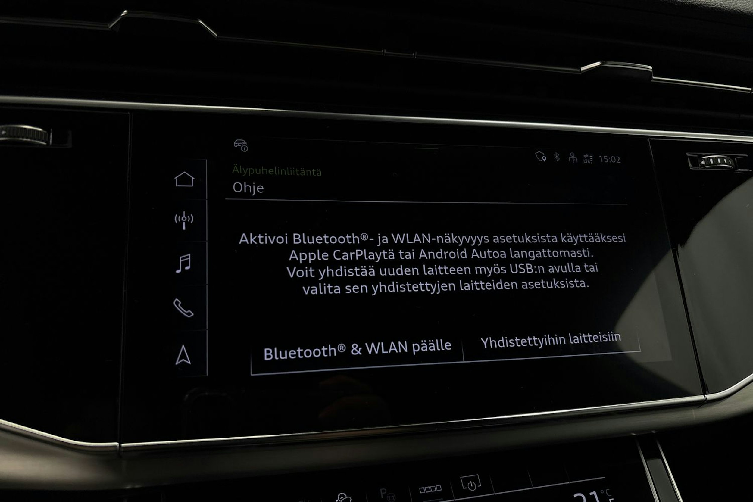 valkoinen Audi Q7 2023 kuva 24.