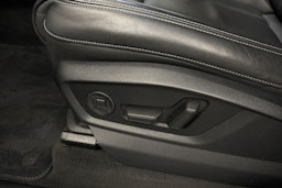 valkoinen Audi Q7 2023 kuva 29.