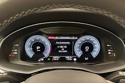 harmaa Audi Q7 2024 kuva 16.