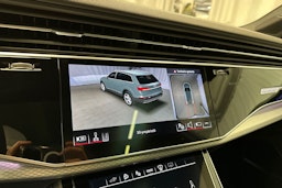 harmaa Audi Q7 2024 kuva 20.